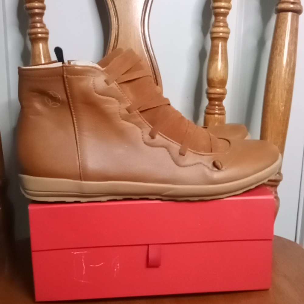 Shoes (Moccasins)
